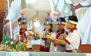 Hơn 200 học trò tiểu học thuyết trình bằng tiếng Anh “I Want To Be A Scientist!”