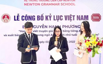 Cô bé 13 tuổi lập kỷ lục nhờ viết truyện giả tưởng bằng tiếng Anh